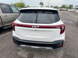 2025 Kia Seltos EX - Exterior Rear Center Image